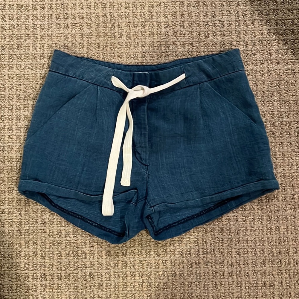 Aritzia denim blue linen shorts